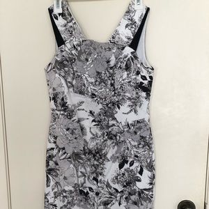 [OFFER NOW] Formal Dress with Flowers Prints